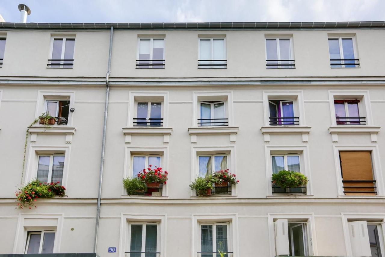 Super Studio In The 11Th District Apartment Paris Luaran gambar