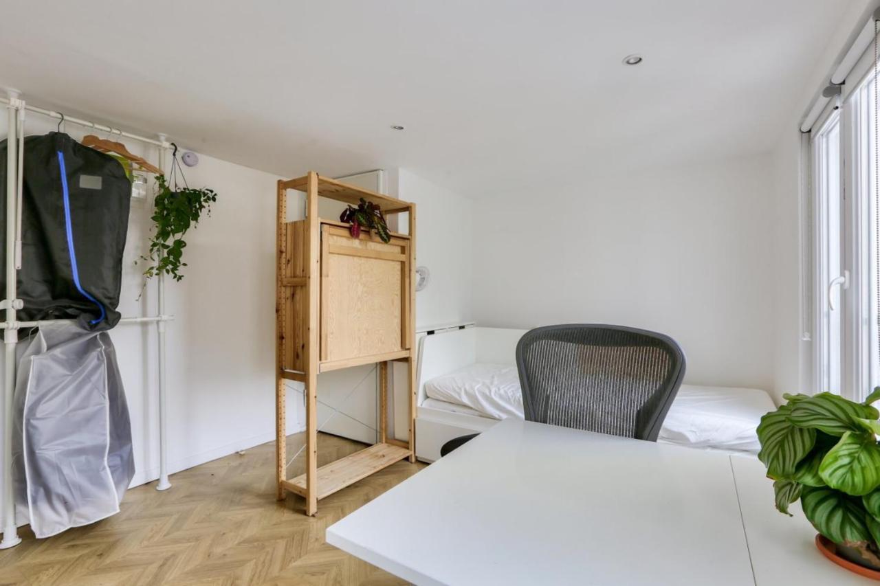 Super Studio In The 11Th District Apartment Paris Luaran gambar